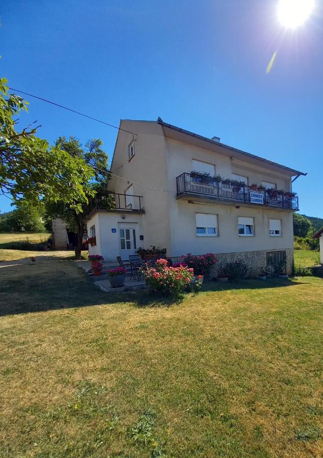 House Veljko Vrhovine Exterior foto